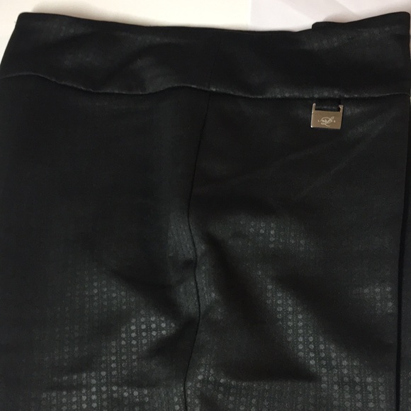 LISETTE MONTREAL - Picture 6 of 7